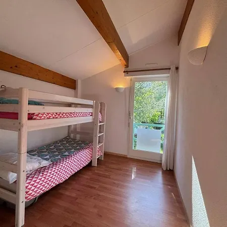 Maison Mitoyenne En Duplex Avec Jardin Proche *