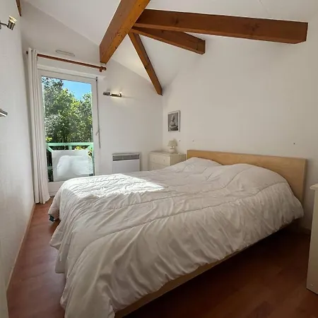 דירה Maison Mitoyenne En Duplex Avec Jardin Proche *